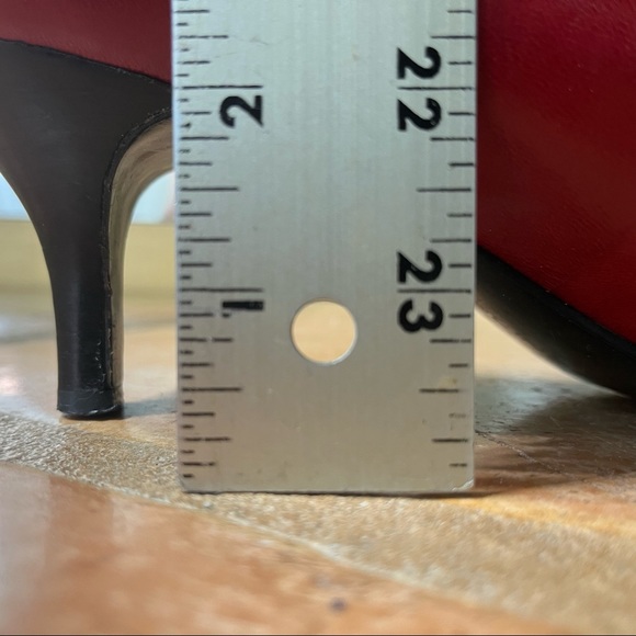 Bandolino red pumps - Picture 5 of 6